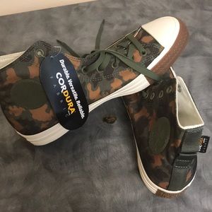 Custom Camo (high-top) converse